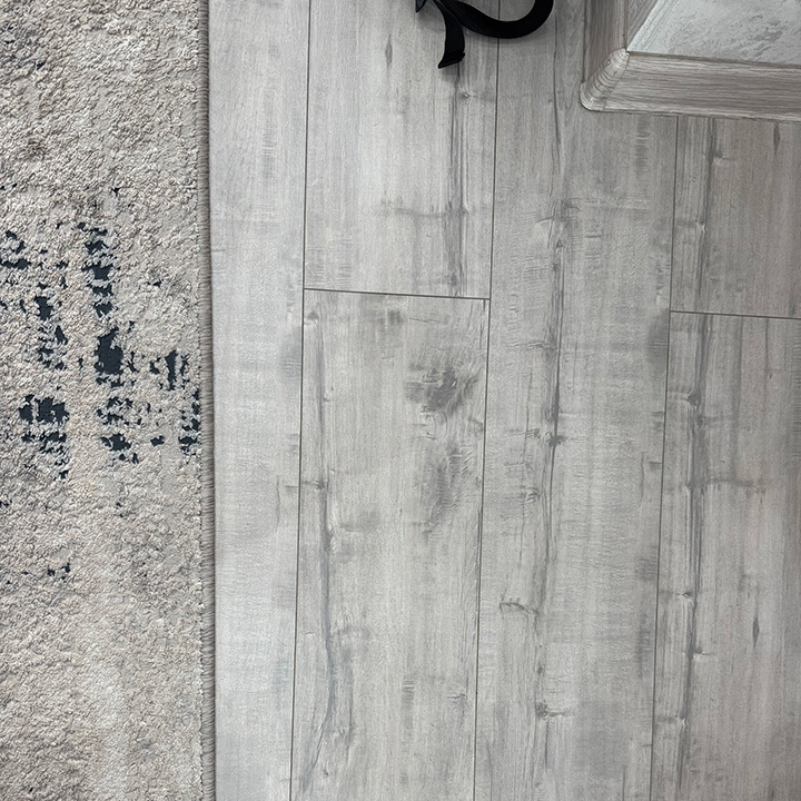 2152 Piso laminado de AC4