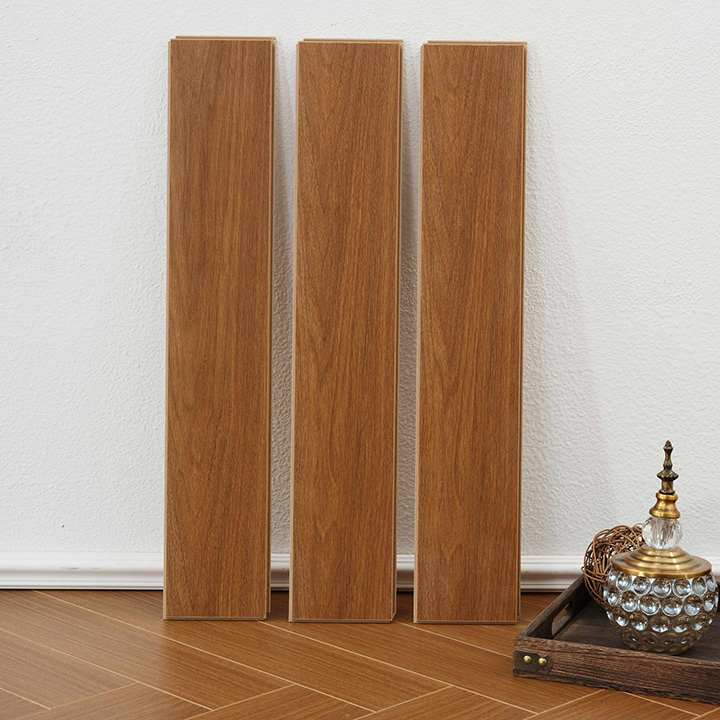 HB2017 Piso laminado en espiga