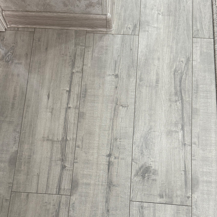 2152 Piso laminado de AC4